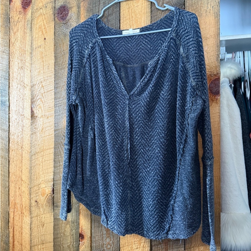 Stylish Gray Women's Top